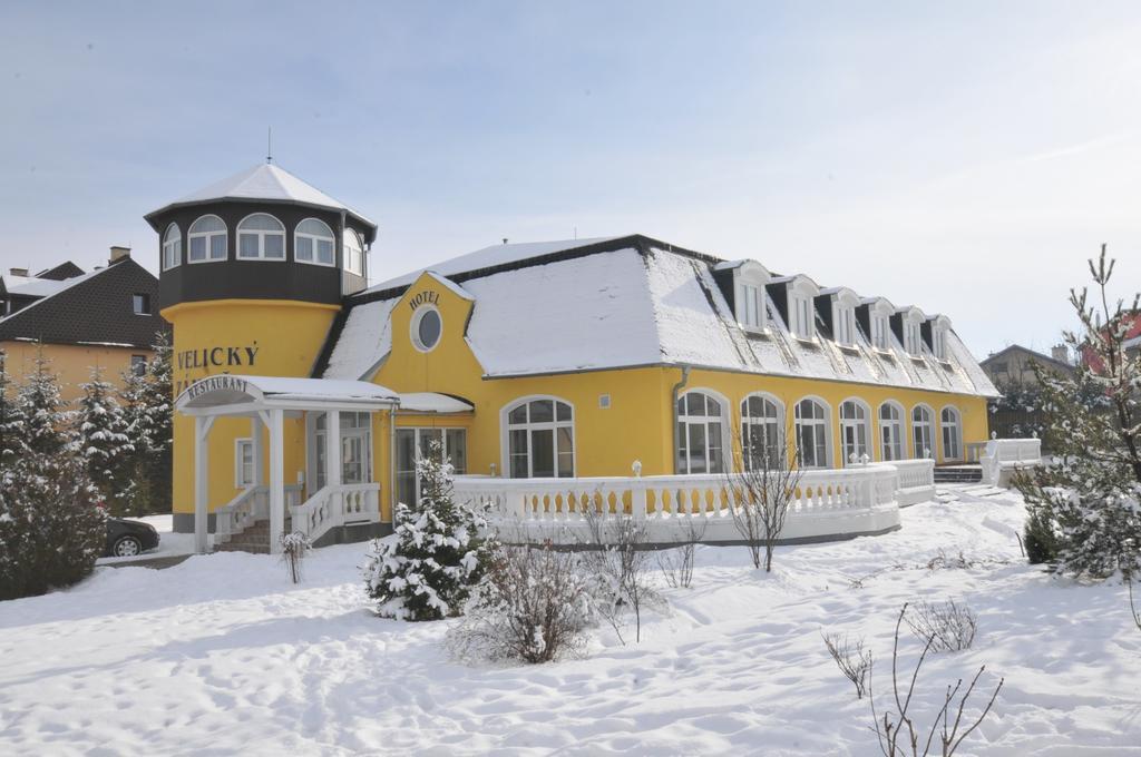 Pension Velicky Zamocek Poprad Exteriör bild
