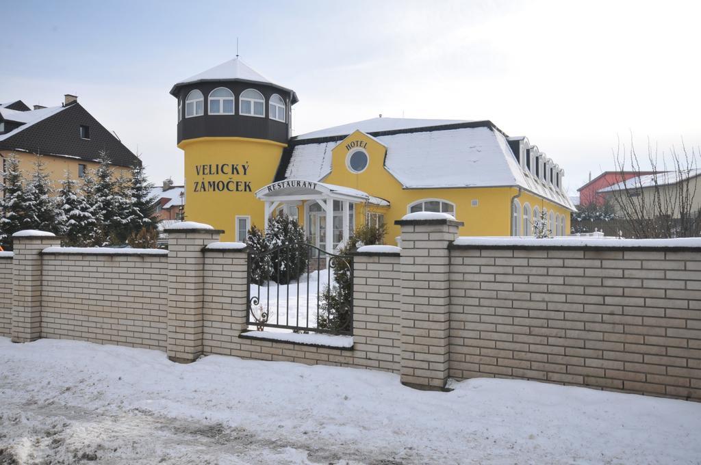 Pension Velicky Zamocek Poprad Exteriör bild